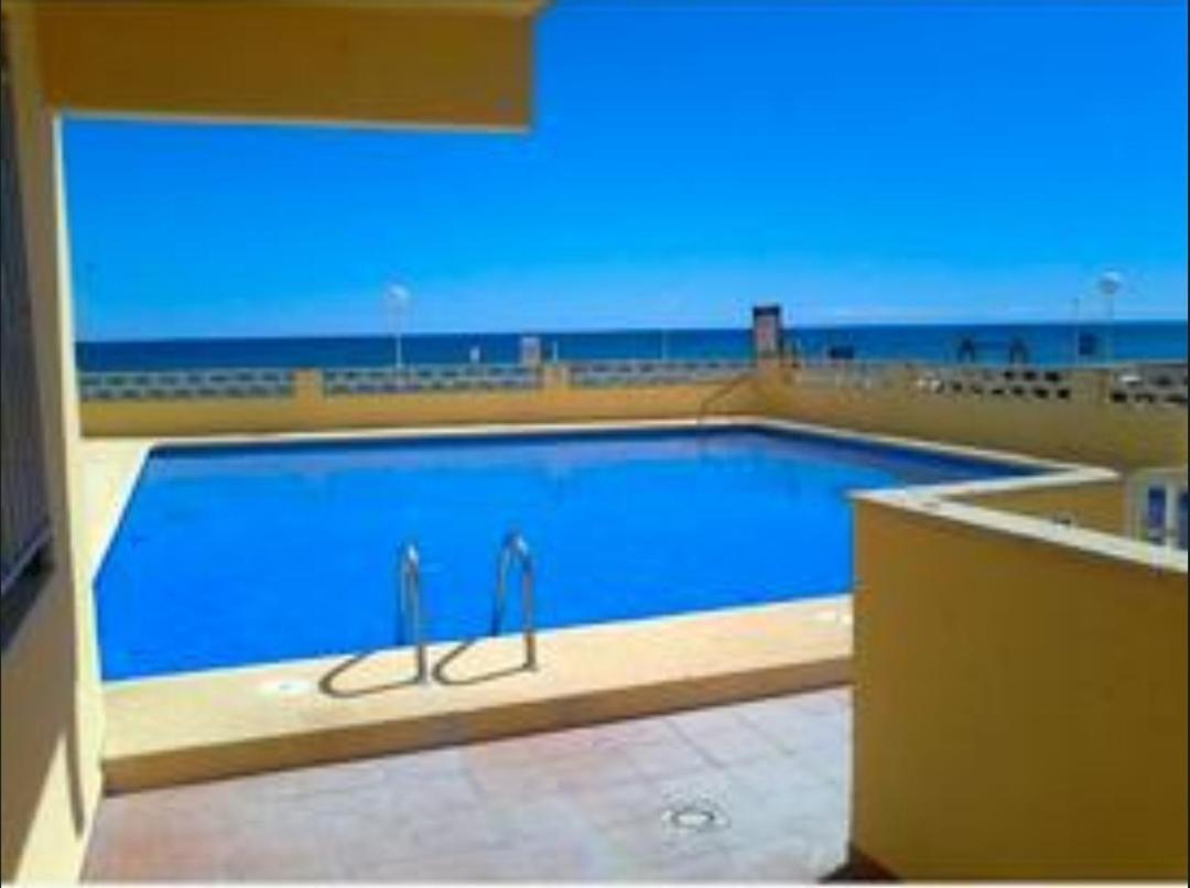 Acogedor Apartamento Con Vistas Al Mar. Бельрегуарт Экстерьер фото